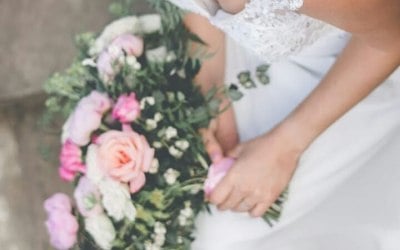 Natural gathered Bouquet full of sumptuous Peonies and Roses