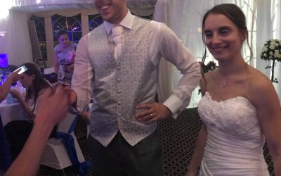 Essex based close-up magician, Kempton  - The ideal entertainment option for your wedding, corporate event or private function. 