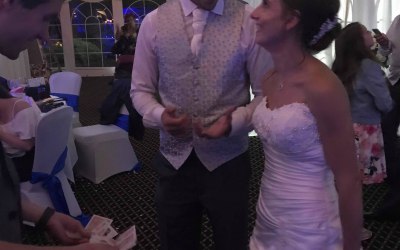 Essex based close-up magician, Kempton  - The ideal entertainment option for your wedding, corporate event or private function. 