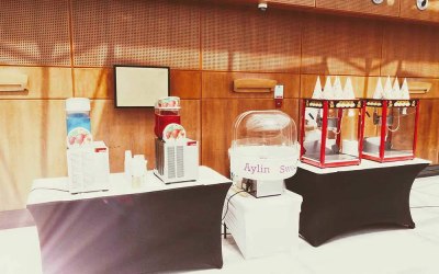 Popcorn Candy Floss and Slush Wedding