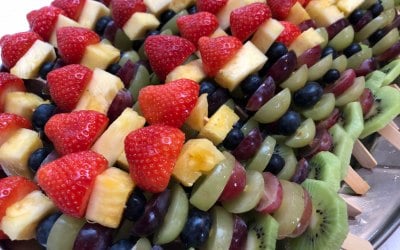 MURPHY BROWNS FRUIT SKEWERS