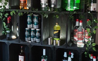 A wide range of drinks that you can pre pick