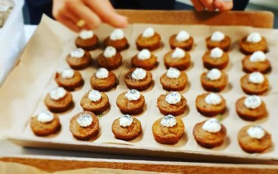 Mini carrot cake muffins