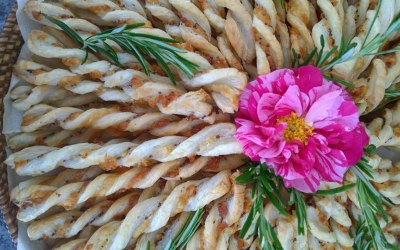 Twisty cheese straws