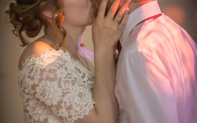 Wedding kiss