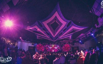 Decor and production at a 2000 capacity event