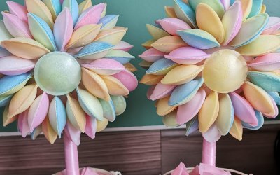 Flying saucer sweet trees 