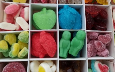 Sweet boxes