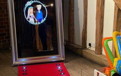 Hollywood Magic Mirror 
