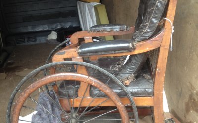 TV AND FILM PROP COLLECTION 