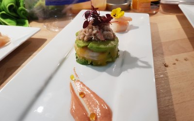 Prawn crab avo mango 