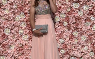 'Kiss Me Quick' - Nude, pink, peach and ivory roses combined, creating a beautiful dense finish. Perfect for weddings, baby showers, proms or any other event!