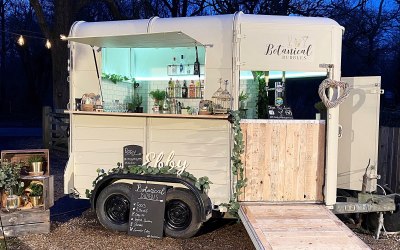 Ebby Horse Box