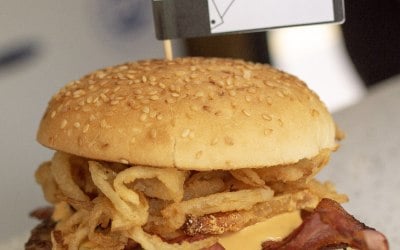 BARBECUE BURGER 