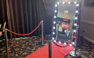 Magic Mirror Photo Booth 