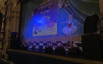 Theatre world, waiting for the curtain to rise