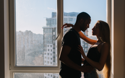 Wedding Couple Pose