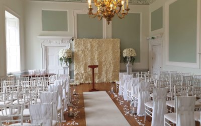 Floral Urns and Chloe Flowerwall at Botley Manor