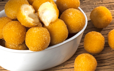 Snackjungle Melted cheddar cheese balls.