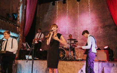 5pc. Quintet (Male & Female Vocals)