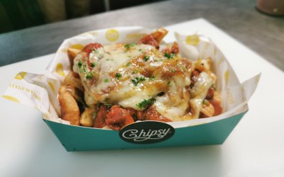 Tandoori Fury with grilled three-cheese