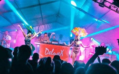 DeluxX Live 