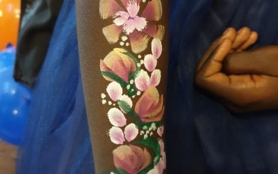 Floral body art 