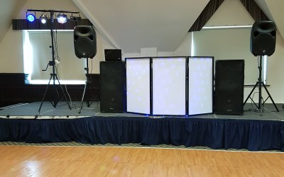 Back lit screen dj booth