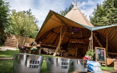 Rebecca & Paul's garden tipi wedding