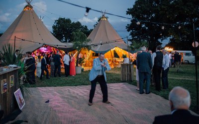 Josh & Philly's tropical tipi wedding