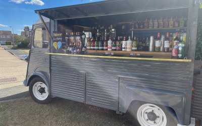 Fully Licensed Bar 
