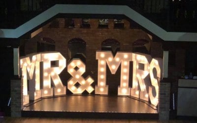 Light up lettering