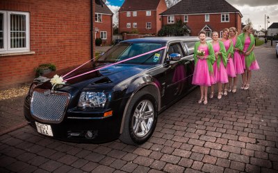 Black Stretch Chrysler 8 seater