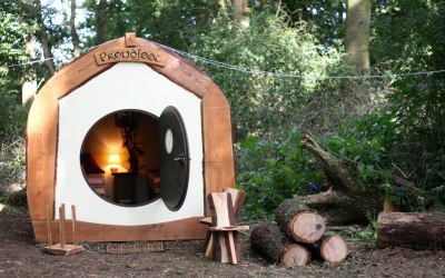 2 berth hut