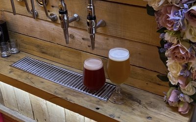 Floral bar with push to dispense buttons