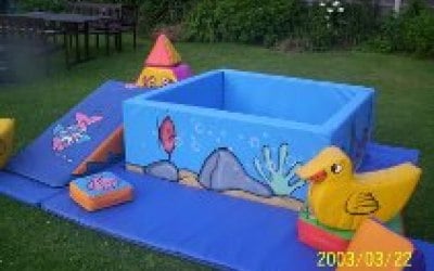 Mermaid ball pit