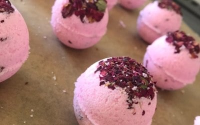Bath bomb making parties and kits
