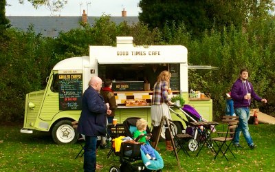 Vintage Food Van, Hot and Drinks, Street Food