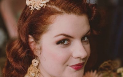 Retro style bride, natural smokey, bronze, peach tones makeup