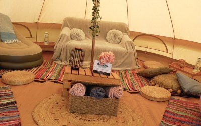 Loung tents 