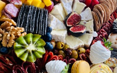 8-10 person platter