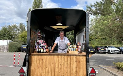 img-1987.jpeg img-1987.jpeg