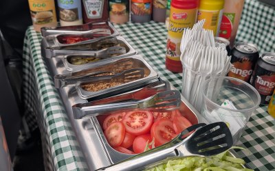 example-of-toppings-and-sauces.jpg example-of-toppings-and-sauces.jpg