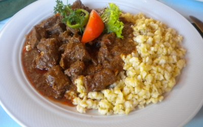 beef-goulash.jpg beef-goulash.jpg