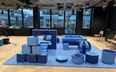 the-blue-package-with-a-blue-ball-pond.jpeg