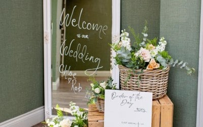 Welcome sign