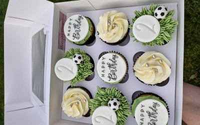 Themed cupcakes 