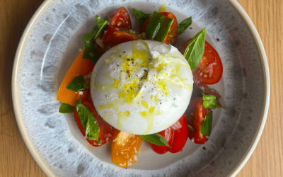 burrata-heritage-tomatoes-basil.png