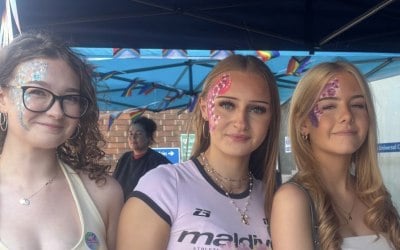 img-9934.jpeg img-9934.jpeg