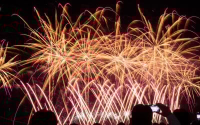 new-years-eve-fireworks.jpg new-years-eve-fireworks.jpg